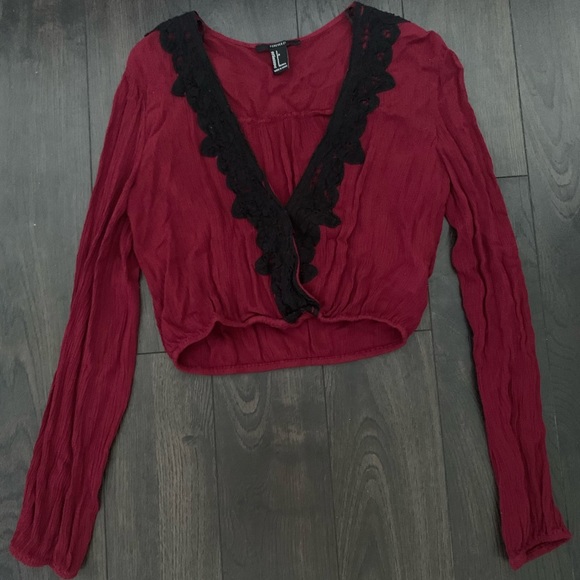 Forever 21 V-cut Long Sleeve Crop Top - Picture 3 of 4